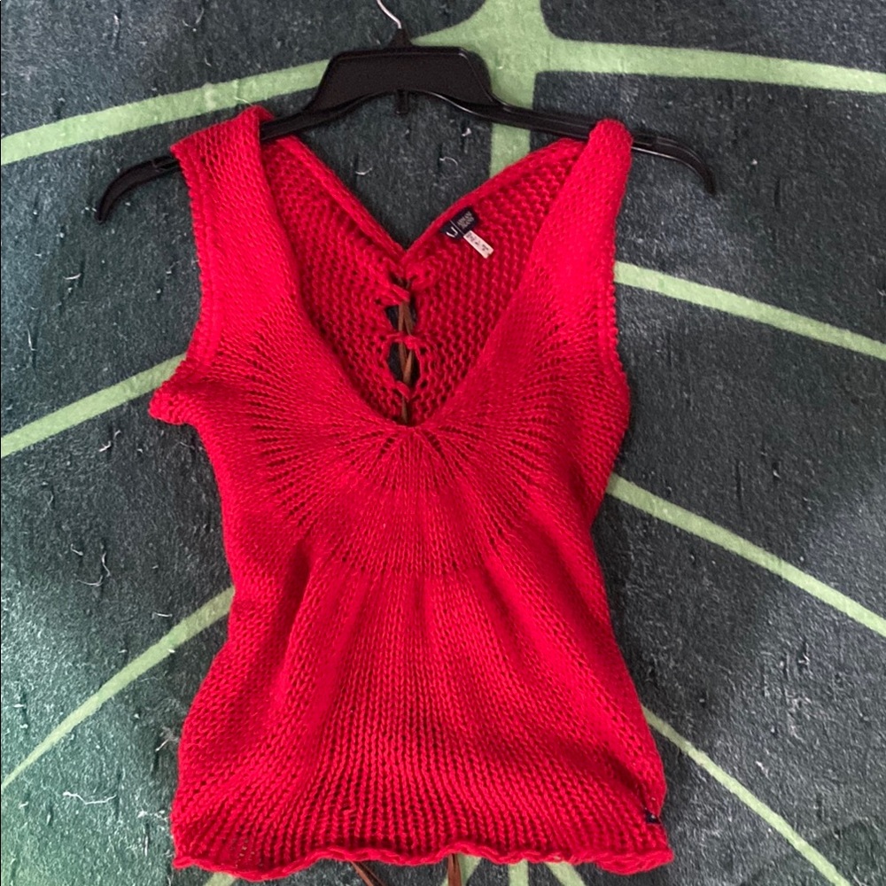 Red Knit Sleeveless Top